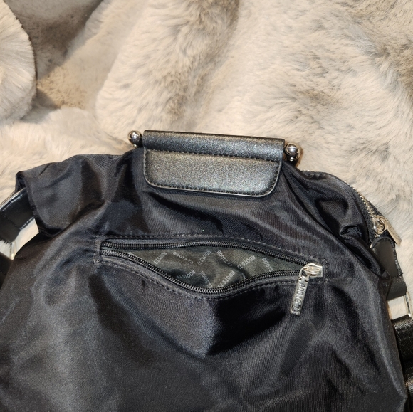 Purse - Picture 5 of 5